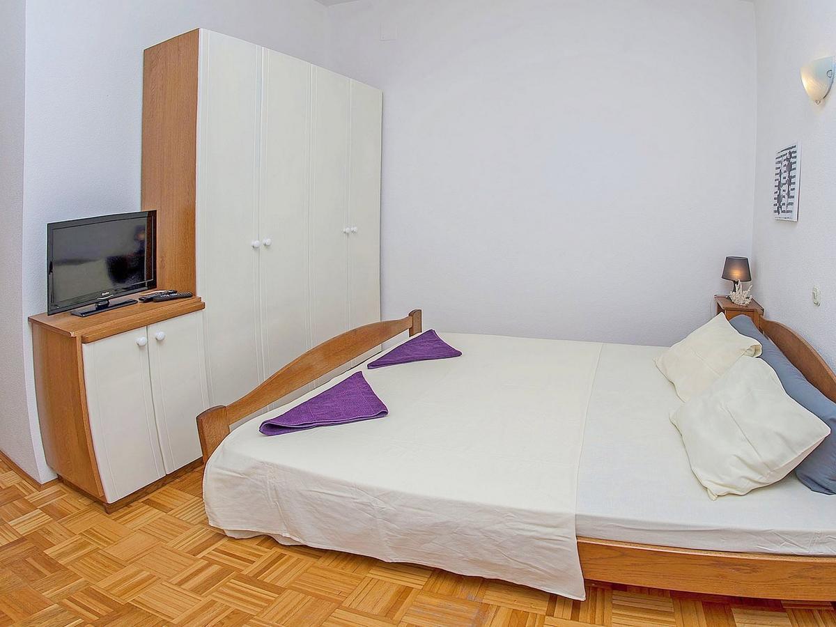 Apartments Damir Kaštel Štafilić Buitenkant foto